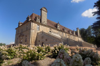 Ecuries du château de Chaumont en Charolais