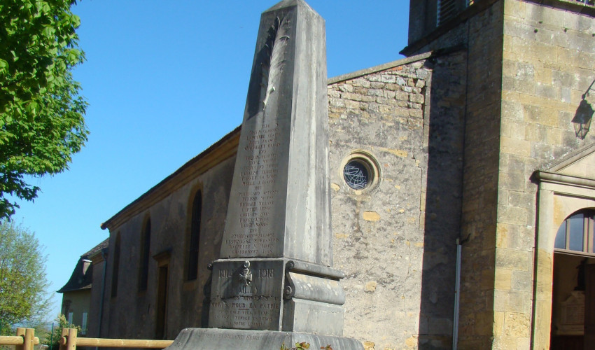 Monument aux morts de Mailly, face à l'église - ©SMPCB