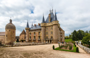Visite guidée des extérieurs du Château de La Clayette